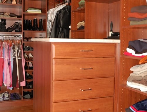 walk-in-closet-wood-5